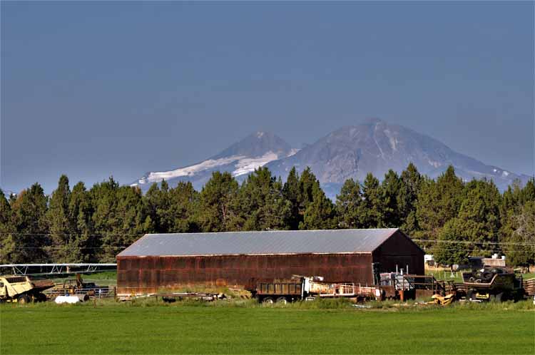 sisters mountains